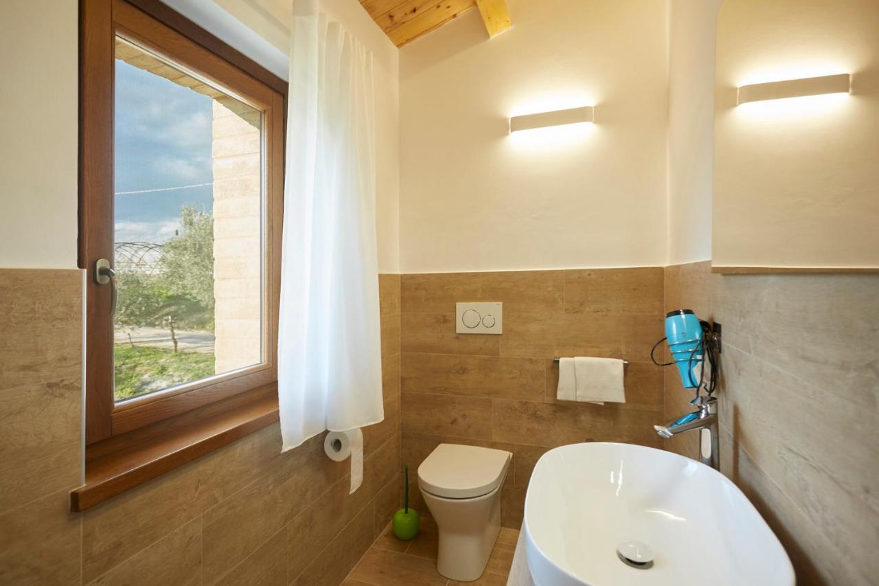 Agriturismo Nido Delle Rondini Macerata Exteriér fotografie