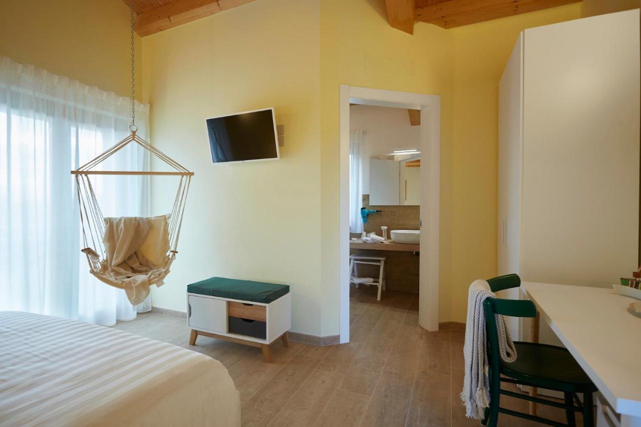Agriturismo Nido Delle Rondini Macerata Exteriér fotografie