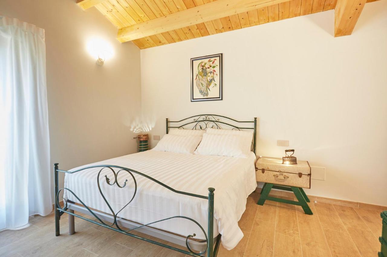Agriturismo Nido Delle Rondini Macerata Exteriér fotografie